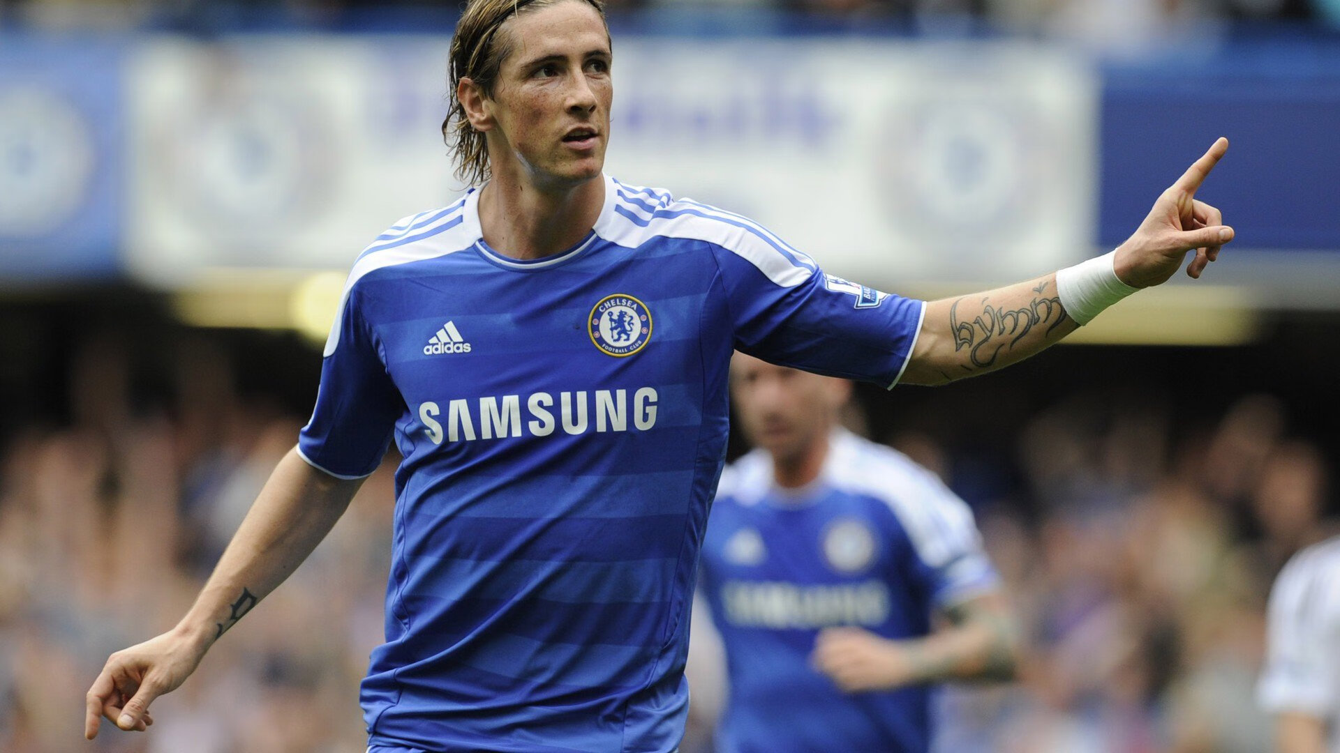 米兰体育正版平台-湖人队需要詹姆斯回来吗？前NBA冠军球员认为不需要，湖人还要签谁